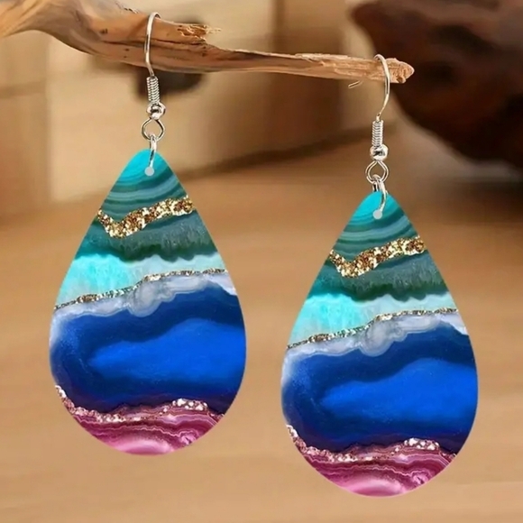 Boho Dangling Wooden Fashion Earrings - Picture 6 of 7
